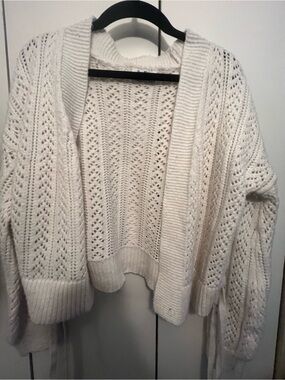 Love Knits Women's Cardigan. M. Fisherman. Dainty. Girly. Classic. Layering.